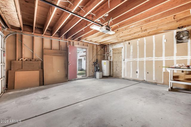 1067 E SEQUOIA Drive, Phoenix, AZ 85024