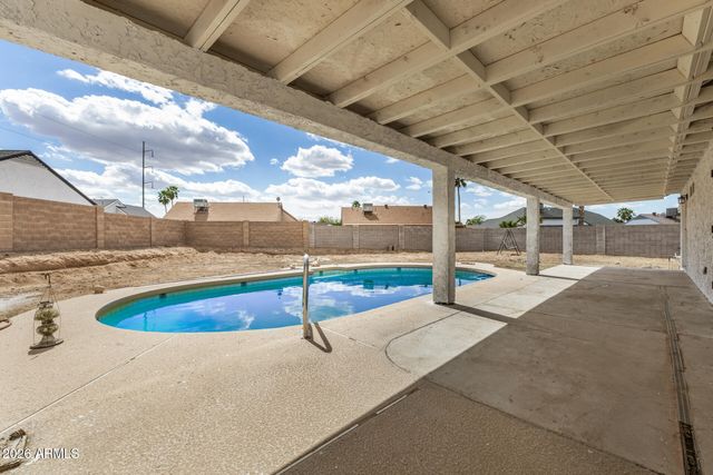 1067 E SEQUOIA Drive, Phoenix, AZ 85024