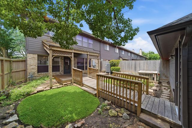 2255 Broadlawn Drive, Houston, TX 77058