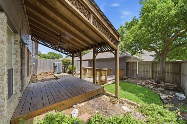2255 Broadlawn Drive, Houston, TX 77058