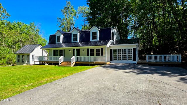 5558 Paramont Road, Wise, VA 24293