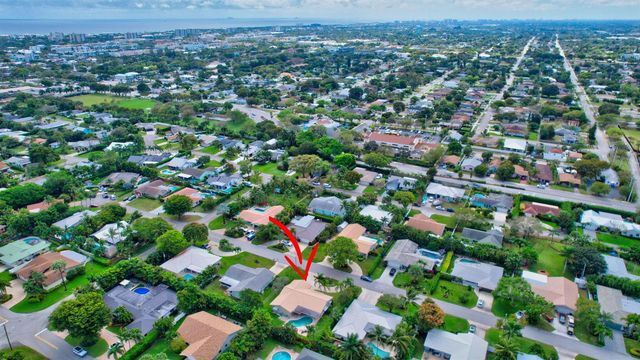 625 Sunshine Drive, Delray Beach, FL 33444