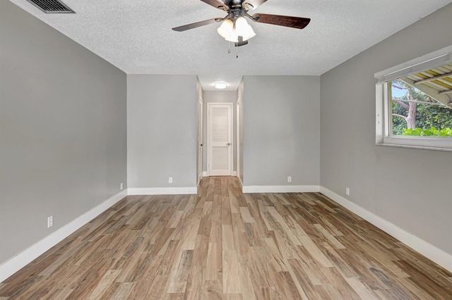 625 Sunshine Drive, Delray Beach, FL 33444