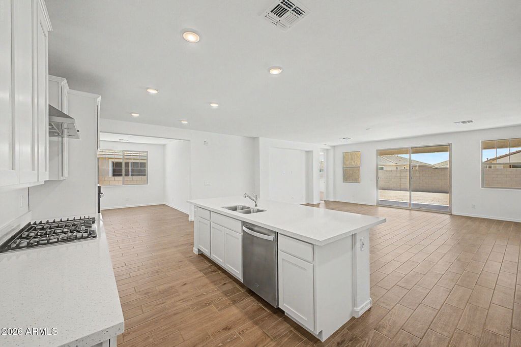 18443 W SONORA Street, Goodyear, AZ 85338 — photo 4