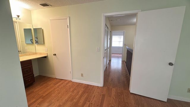 6437 Boca Cir, Boca Raton, FL 33433