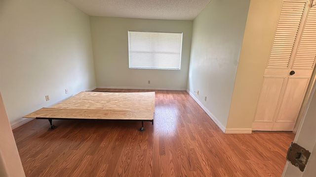 6437 Boca Cir, Boca Raton, FL 33433