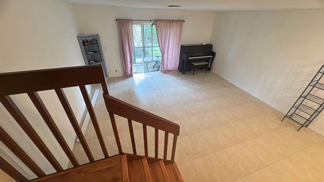 6437 Boca Cir, Boca Raton, FL 33433