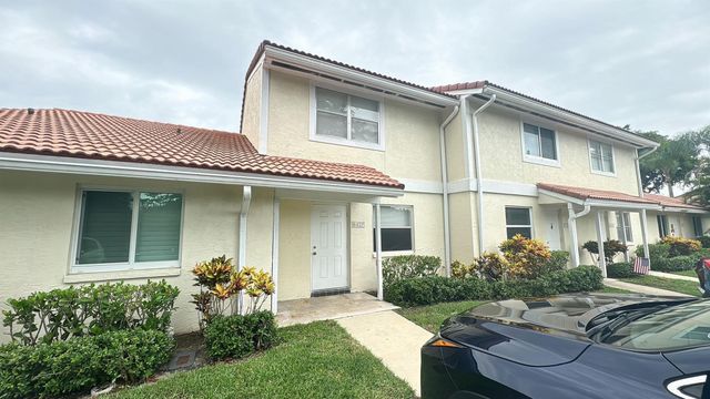 6437 Boca Cir, Boca Raton, FL 33433