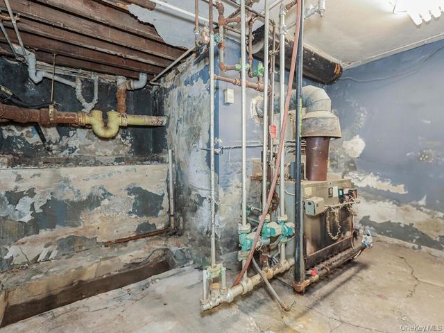 2466 Webster Avenue, Bronx, NY 10458