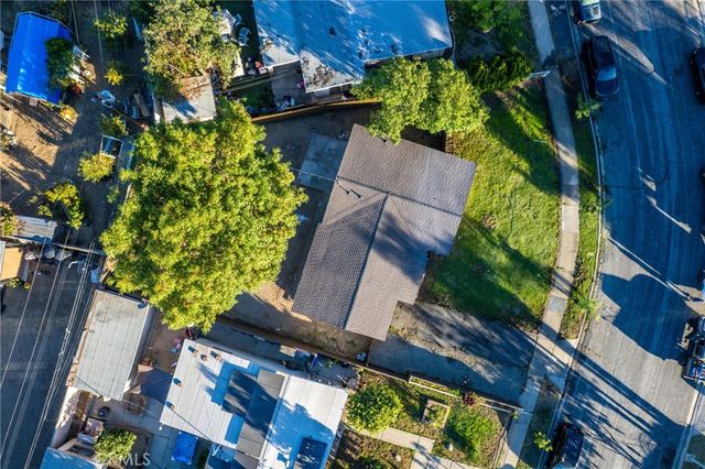 2934 Sumner Avenue, Pomona, CA 91767