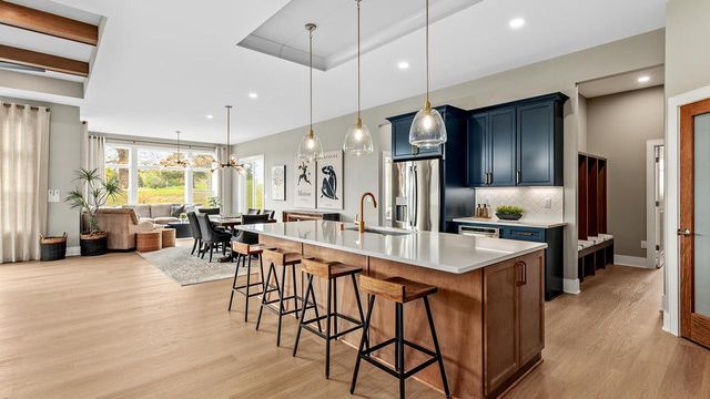 W208N5633 Turnberry LANE, Menomonee Falls, WI 53051