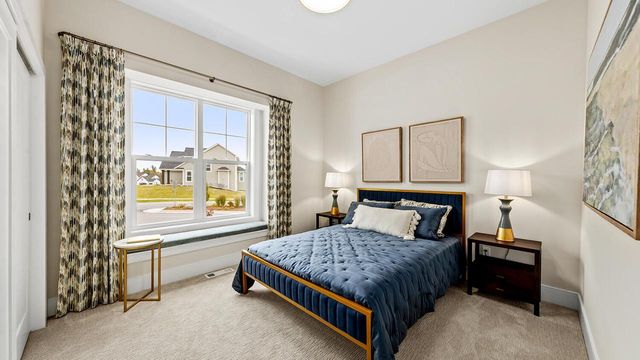 W208N5633 Turnberry LANE, Menomonee Falls, WI 53051