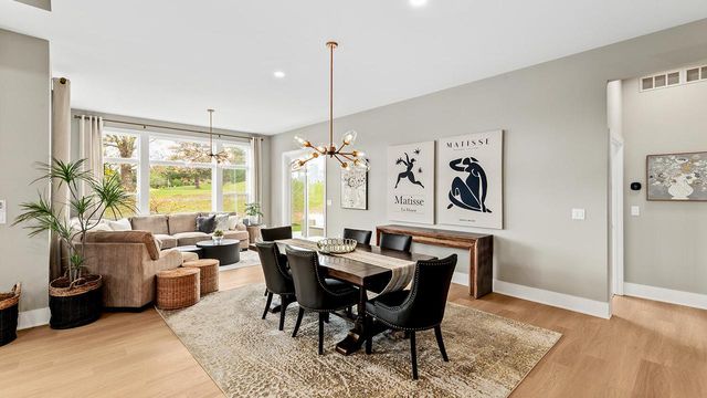 W208N5633 Turnberry LANE, Menomonee Falls, WI 53051