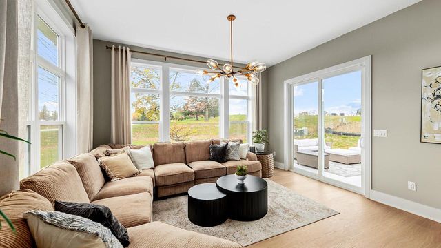 W208N5633 Turnberry LANE, Menomonee Falls, WI 53051