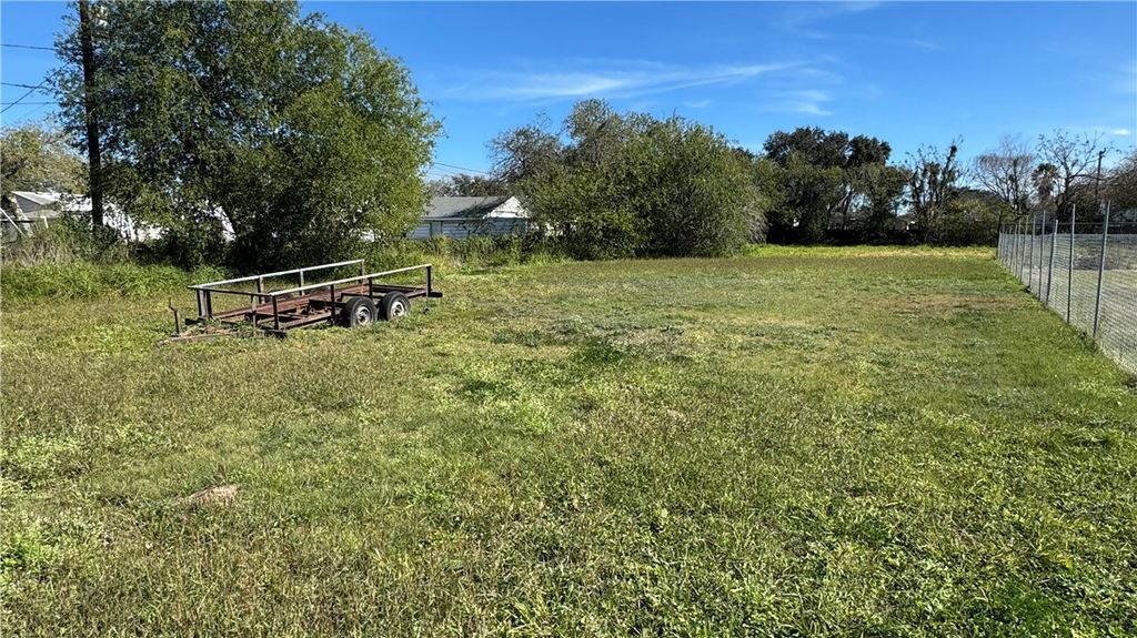 000 Poth Lane, Corpus Christi, TX 78408 — photo 5