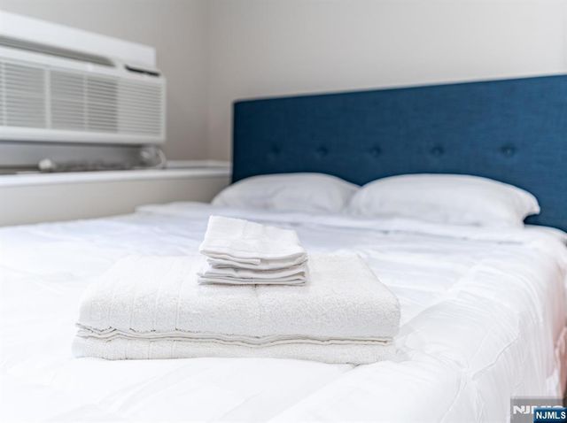 258 Clerk Street 1, Jersey City, NJ 07304