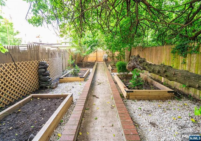 258 Clerk Street 1, Jersey City, NJ 07304