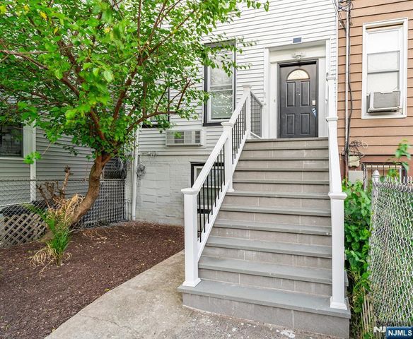 258 Clerk Street 1, Jersey City, NJ 07304