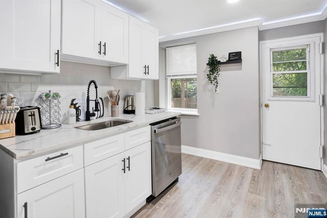 258 Clerk Street 1, Jersey City, NJ 07304