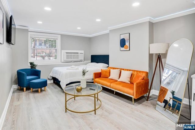 258 Clerk Street 1, Jersey City, NJ 07304