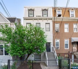 258 Clerk Street 1, Jersey City, NJ 07304