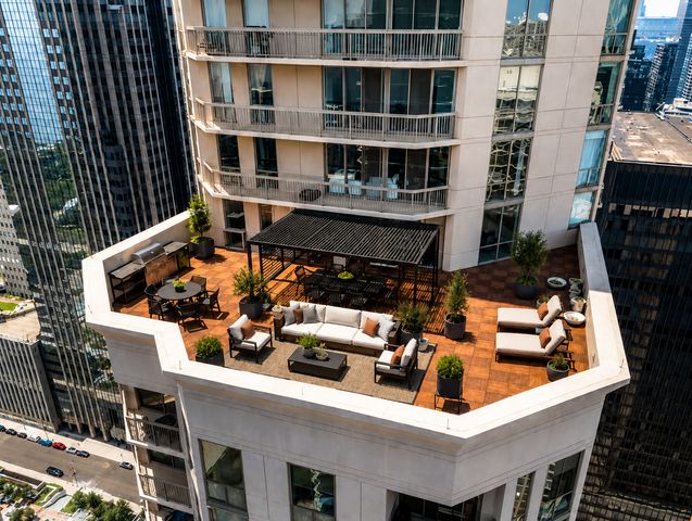 222 N Columbus Drive 4703, Chicago, IL 60601