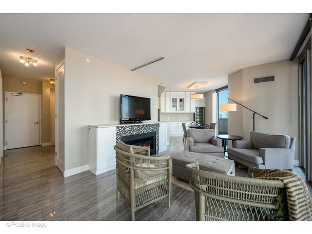 222 N Columbus Drive 4703, Chicago, IL 60601