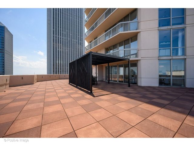 222 N Columbus Drive 4703, Chicago, IL 60601
