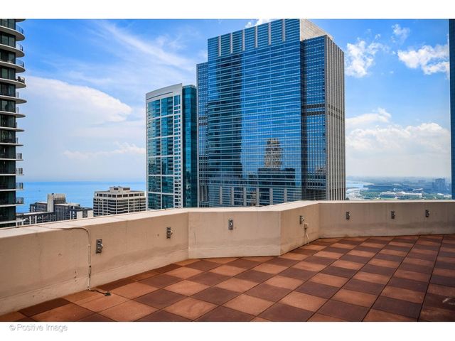 222 N Columbus Drive 4703, Chicago, IL 60601