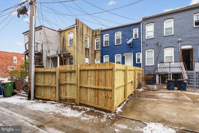 2727 BAKER ST, Baltimore, MD 21216