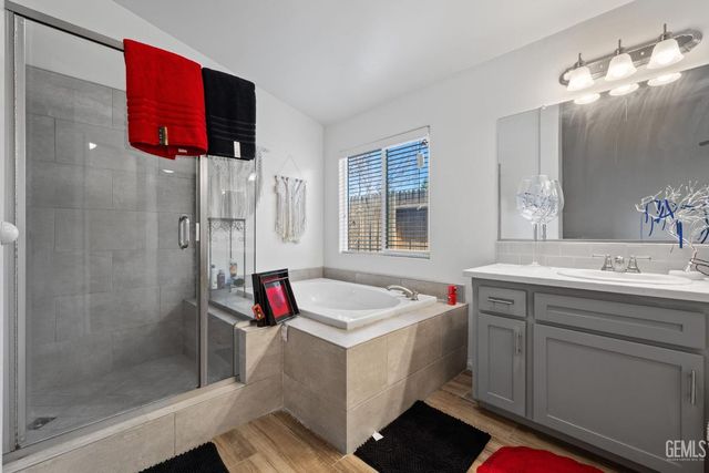 11914 Bellinger Street, Bakersfield, CA 93311