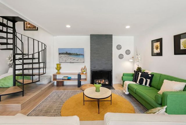 675 S Sierra 7, Solana Beach, CA 92075