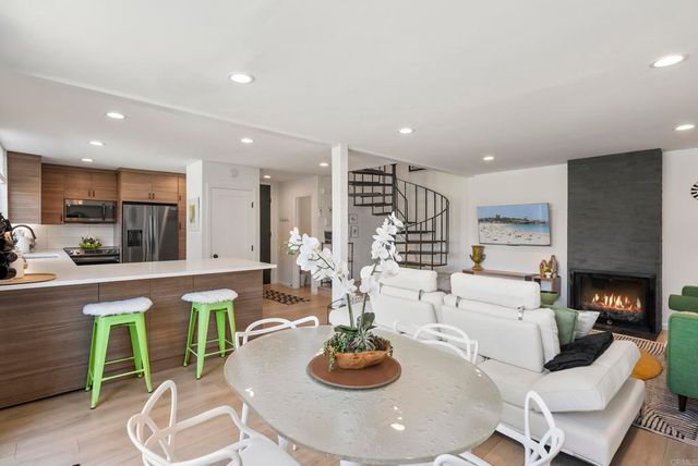 675 S Sierra 7, Solana Beach, CA 92075