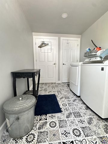 4200 NW Rochester RD, Topeka, KS 66617