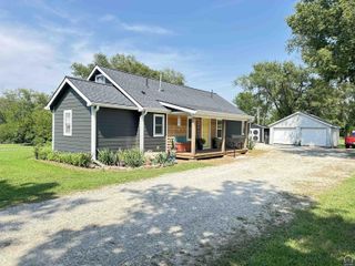4200 NW Rochester RD, Topeka, KS 66617