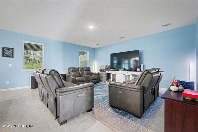 398 WAMBAW Drive, St. Johns, FL 32259