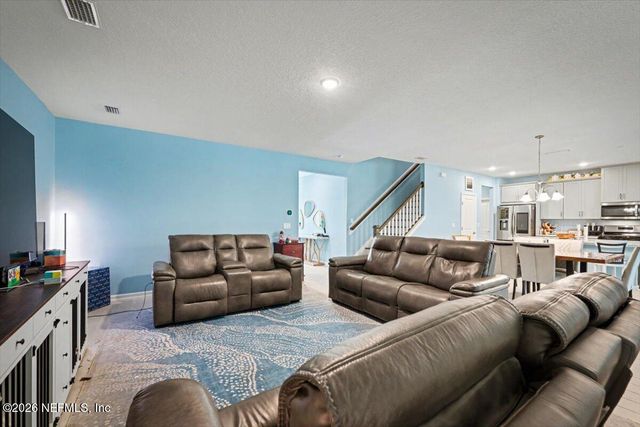 398 WAMBAW Drive, St. Johns, FL 32259