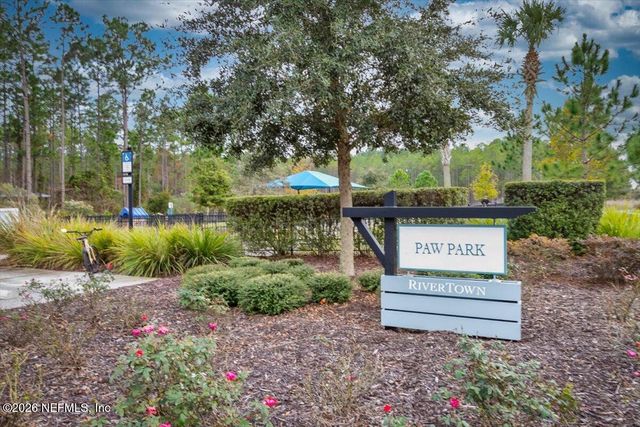 398 WAMBAW Drive, St. Johns, FL 32259