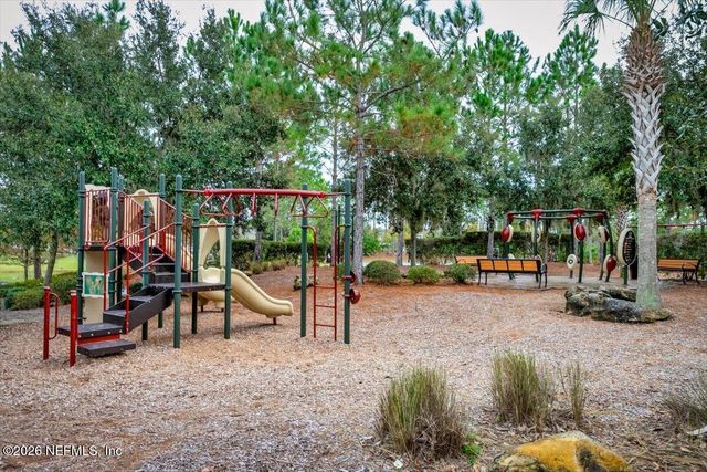 398 WAMBAW Drive, St. Johns, FL 32259