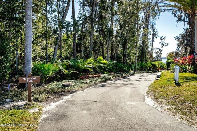 398 WAMBAW Drive, St. Johns, FL 32259