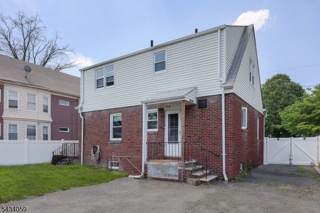 617 Bryant St, Rahway City, NJ 07065