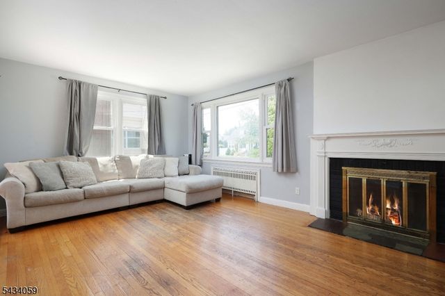 617 Bryant St, Rahway City, NJ 07065