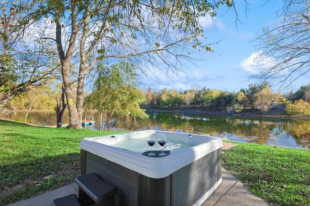 260 Mcgraw Lane, Sherman, TX 75090