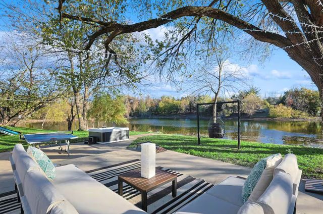 260 Mcgraw Lane, Sherman, TX 75090