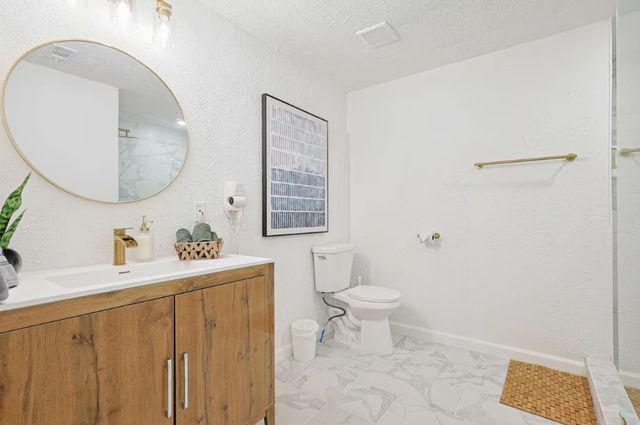 260 Mcgraw Lane, Sherman, TX 75090