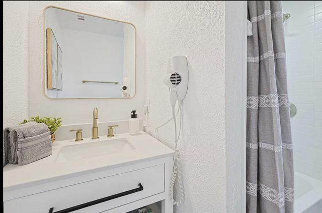 260 Mcgraw Lane, Sherman, TX 75090