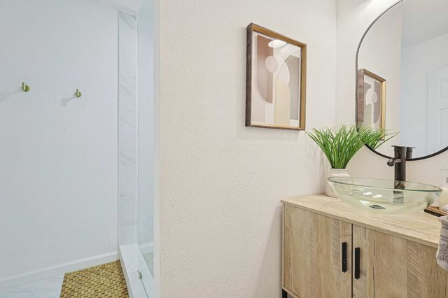 260 Mcgraw Lane, Sherman, TX 75090