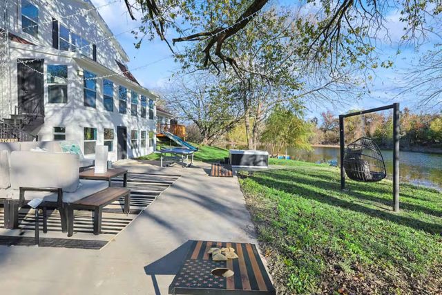 260 Mcgraw Lane, Sherman, TX 75090