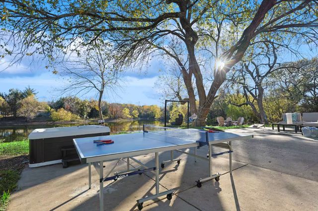 260 Mcgraw Lane, Sherman, TX 75090