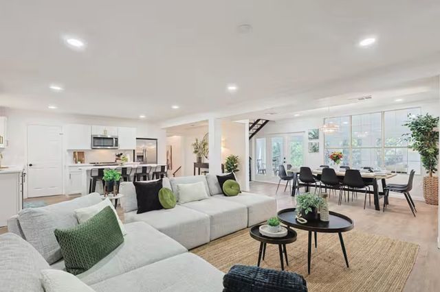 260 Mcgraw Lane, Sherman, TX 75090